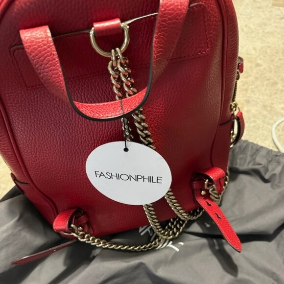 AUTHENTIC GUCCI GG LEATHER BACKPACK! Good Condition and Beautiful Color! - Picture 4 of 13